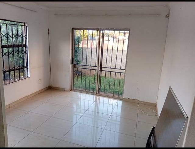 3 BEDROOM HOUSE FOR SALE IN DAWN PARK EXT